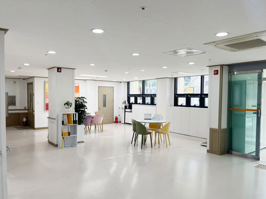 시설안내 로비4